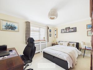 Photo 9- click for photo gallery